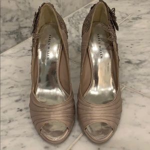 Karen Miller pink Satin Embroidered Pumps